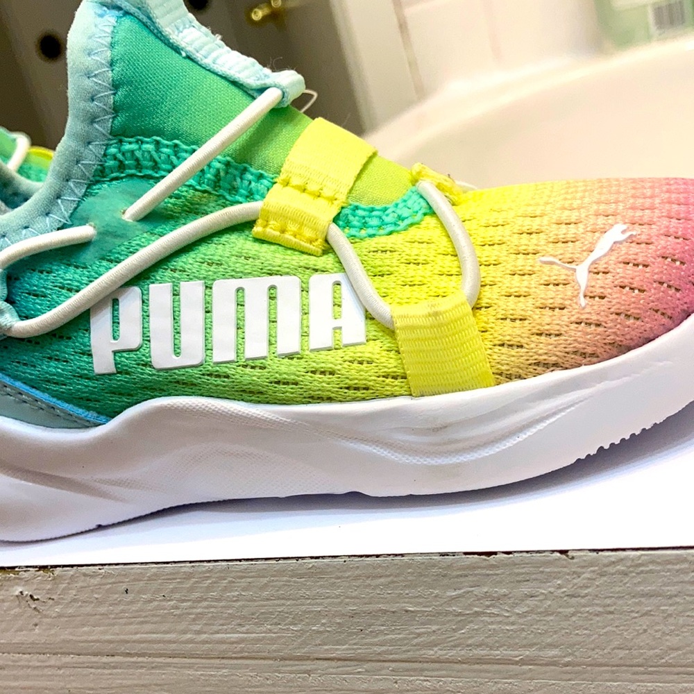 Toddler sneakers